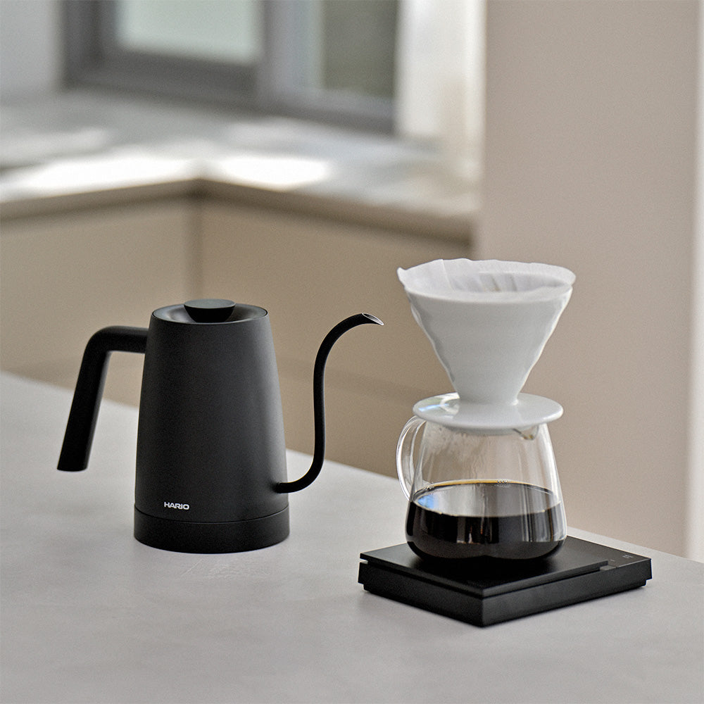 Hario - Lyra Electric Coffee Drip Kettle (800ml) - Black